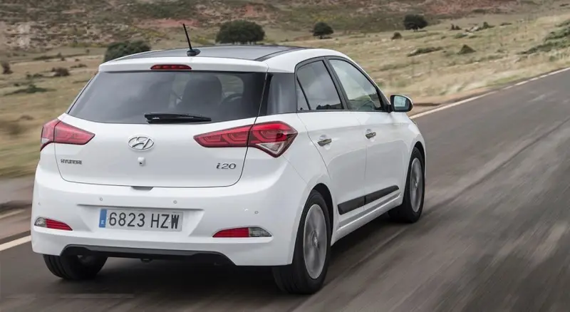 هیوندای i20